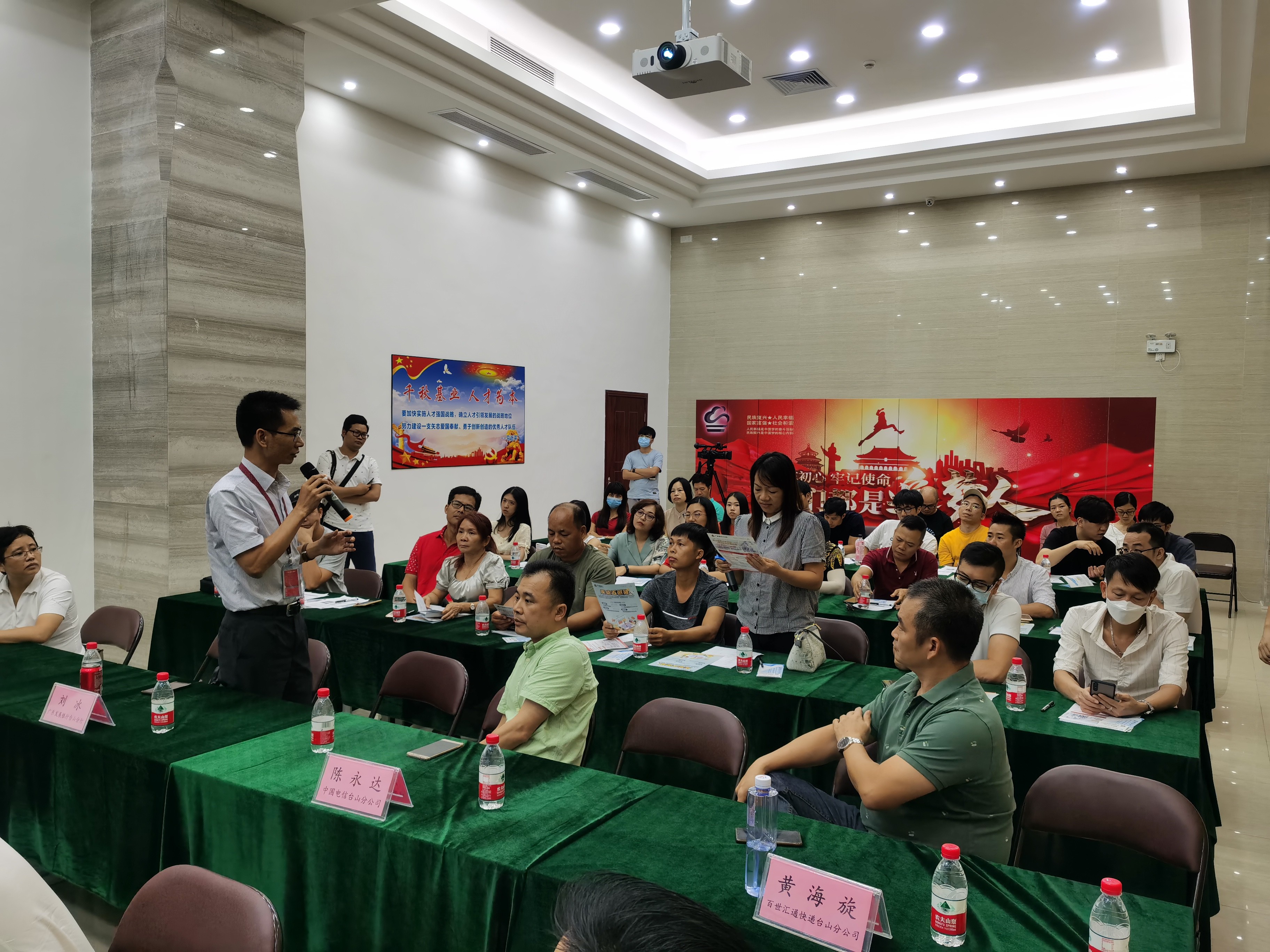 1597636081123638.jpg 答疑环节(1).jpg